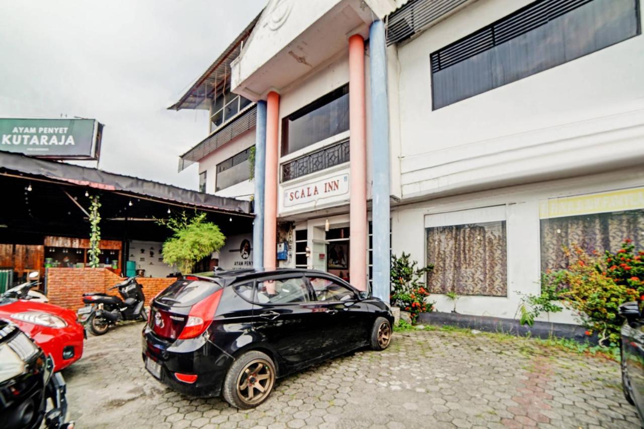 Oyo 90450 Sentra Inn Medan Dış mekan fotoğraf