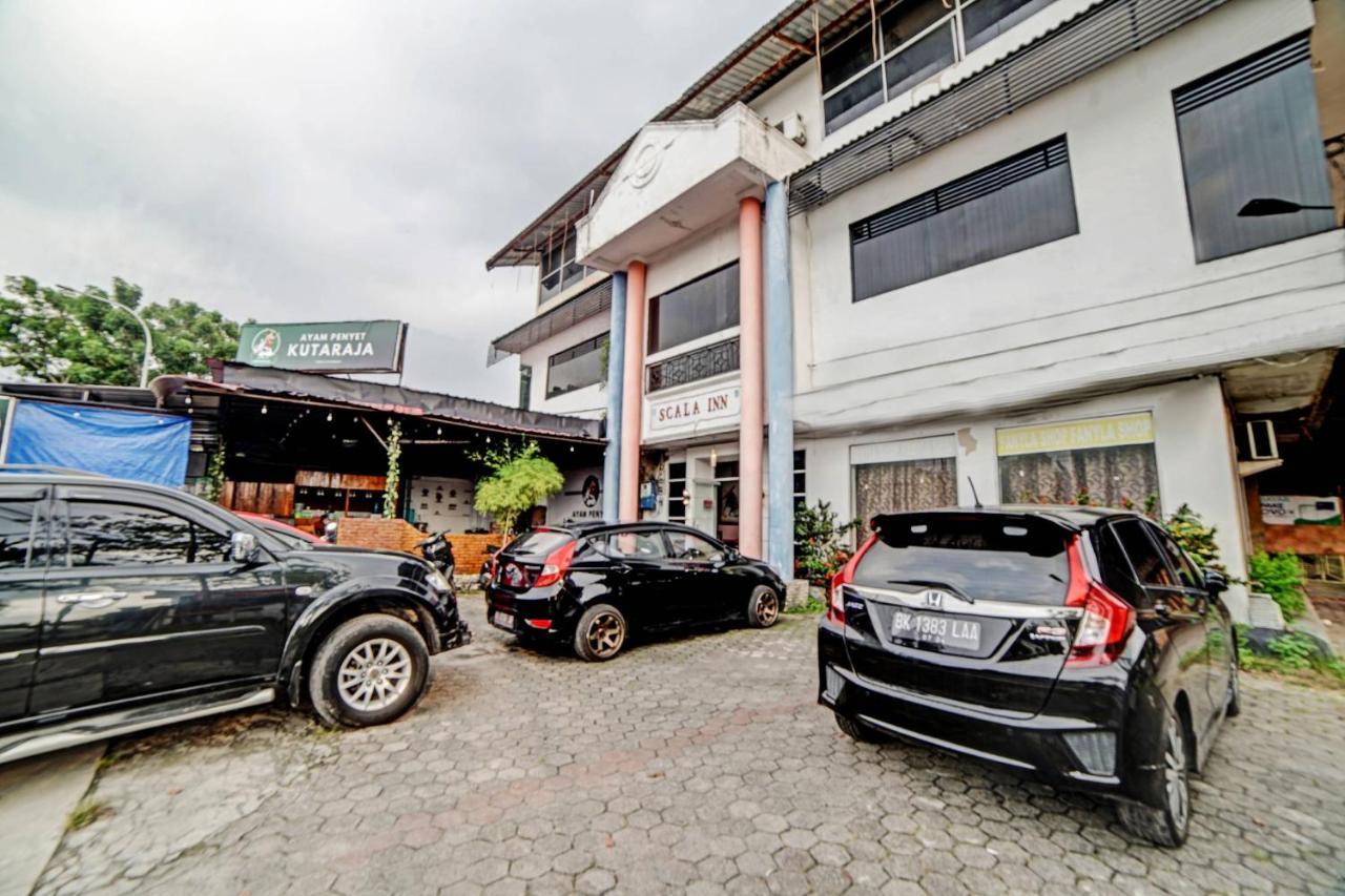 Oyo 90450 Sentra Inn Medan Dış mekan fotoğraf